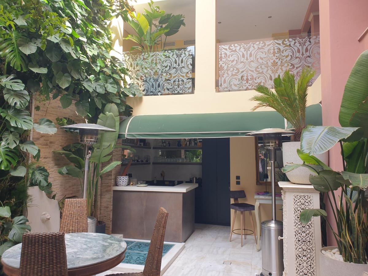 Farmaki Residence, Plaka Афины Экстерьер фото